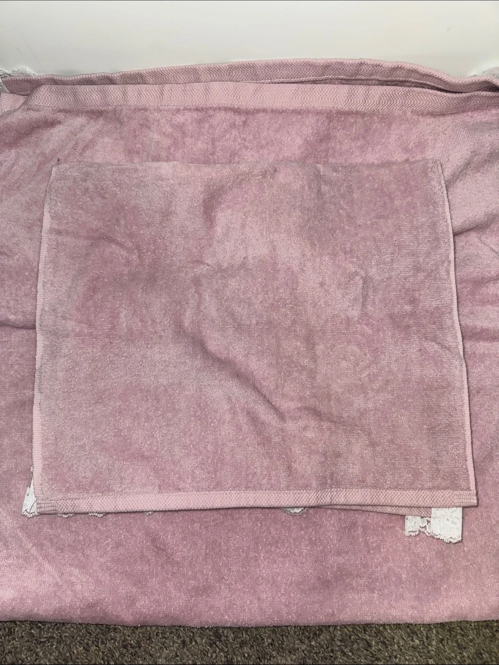 Vintage Made USA Pink Lace Trim Towel Set Coquette girl Girlhoodcore Ms Hunny